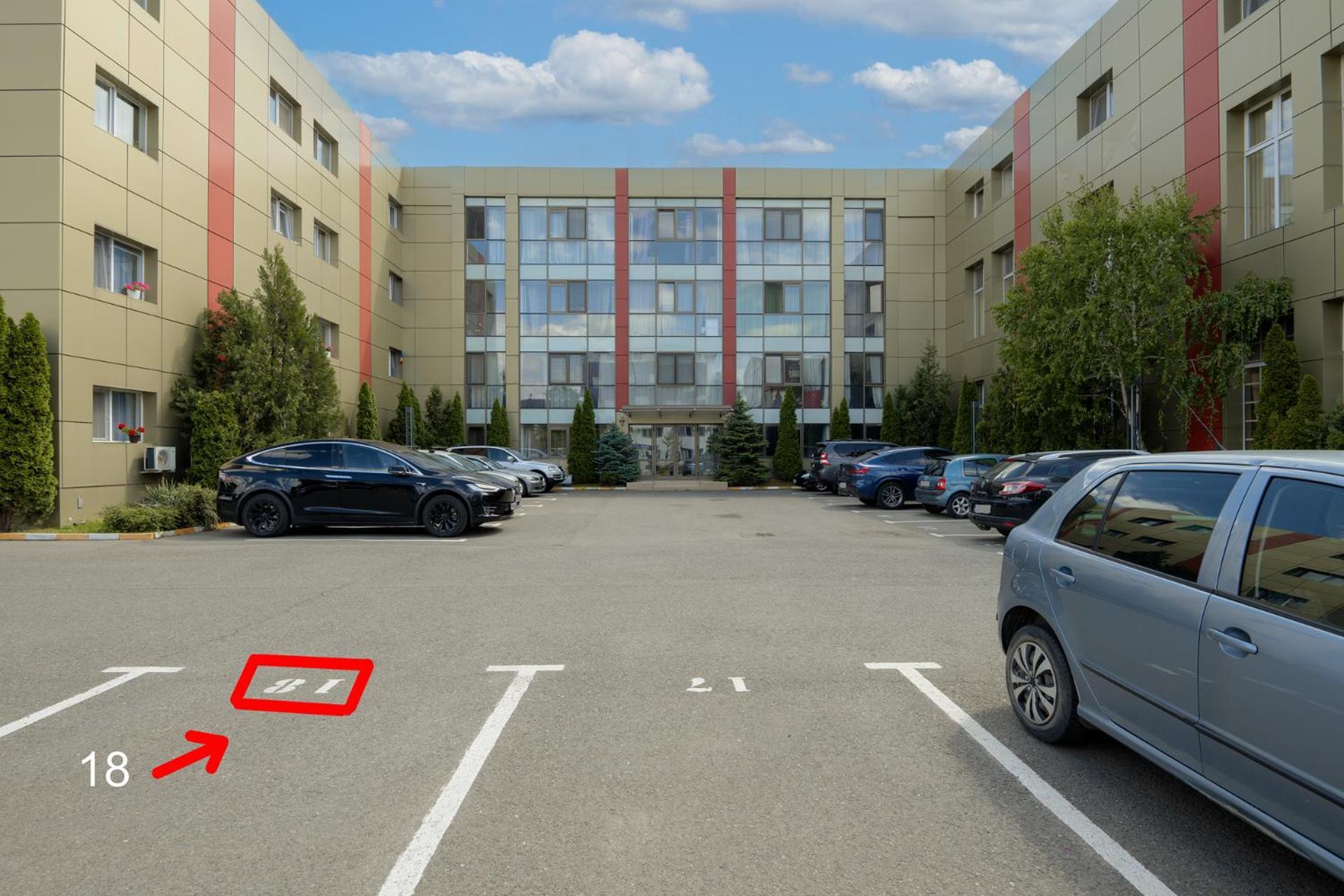 Airport Rin Nord Residence Apartment - Self Check-In Отопени Екстериор снимка